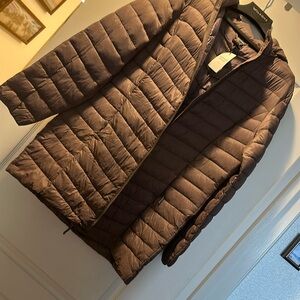 Ladies Puff Jacket! Size L Brand new!